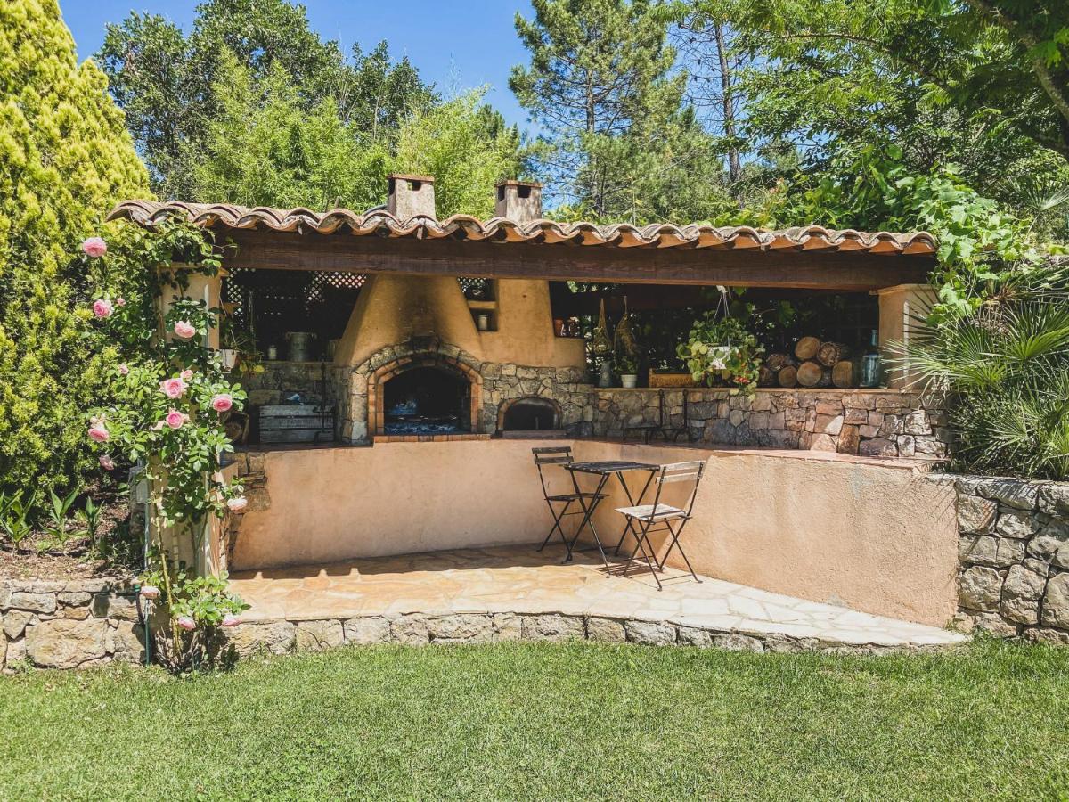 Le Tignet Maison De Vacances Villa Cardabella מראה חיצוני תמונה